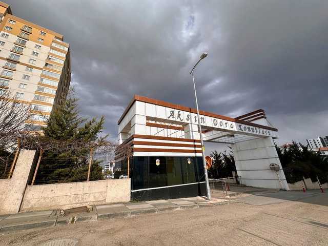BAĞLICADA AKSIN DORA SİTESİNDE 4,5+1 KİRALIK