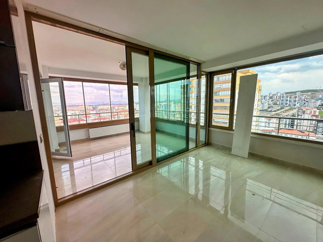 BAĞLICADA AKSIN DORA SİTESİNDE 4,5+1 KİRALIK