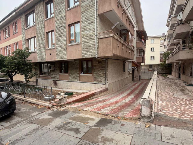 KEÇİÖREN KAVACIK SUBAYEVLERİ’NDE EN ÜST KAT 4+1 | 120 M² NET | 2 BANYO | BALKON