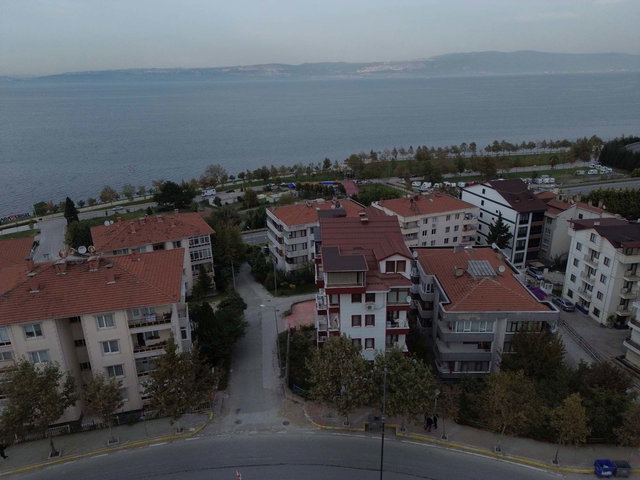 REMAX KANYON'DAN İZNIK YOLU DENIZ MANZARALI TERASLI 2+1 DUBLEKS