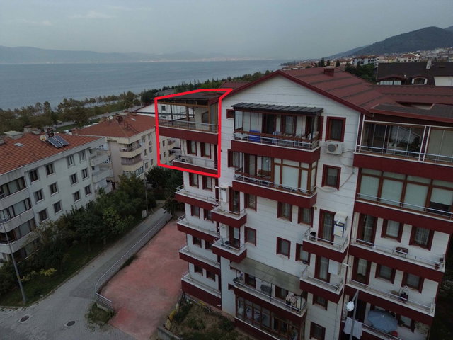 REMAX KANYON'DAN İZNIK YOLU DENIZ MANZARALI TERASLI 2+1 DUBLEKS