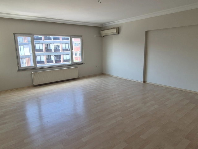 ÇEKMEKÖY ALTINKOZA EVLERİ KİRALIK 140 M2 3+1 DAİRE