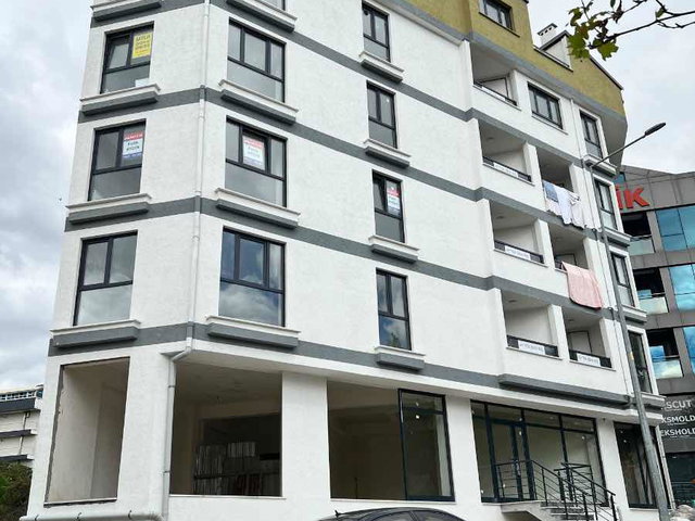 ÇAYIROVA ŞEKERPINAR MERKEZDE SATILIK SIFIR 2+1 ASANSÖRLÜ DAİRE