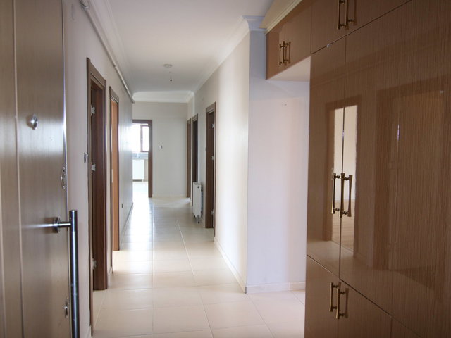 ANKARA YENİMAHALLE AŞAĞI YAHYALAR 'DA SATILIK 4+1 DAİRE