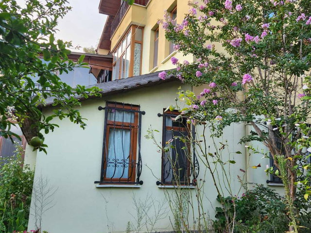 REMAX MASA GÜVENCESİYLE BEYKOZ ELMALI MAHALLESİ GENİŞ BAHÇELİ SATILIK VİLLA