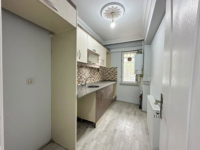 ŞEYHSİNAN MAHALLESİ'NDE KİRALIK 2+1 DAİRE