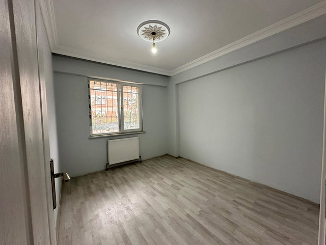 ŞEYHSİNAN MAHALLESİ'NDE KİRALIK 2+1 DAİRE