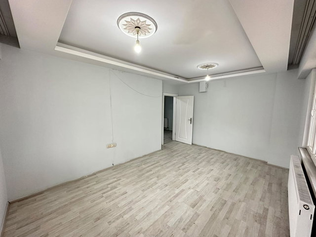 ŞEYHSİNAN MAHALLESİ'NDE KİRALIK 2+1 DAİRE