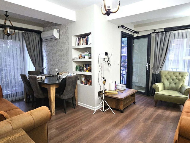 PENDIK BATI MAHALLE SAHILDE MARMARAYA YAKIN 2 BALKONLU KOMBILI
