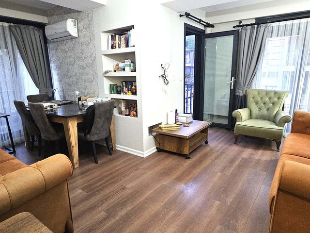 PENDIK BATI MAHALLE SAHILDE MARMARAYA YAKIN 2 BALKONLU KOMBILI
