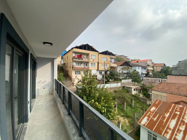 KURUÇEŞME DE DENİZ MANZARALI ACİL SATILIK 4+1 ÇATI DUBLEKS DAİRE