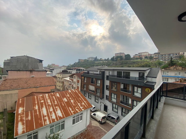 KURUÇEŞME DE DENİZ MANZARALI ACİL SATILIK 4+1 ÇATI DUBLEKS DAİRE