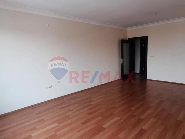 ÇANKAYA DİKMEN PARK VADİ KONUTLARINDA 120 M2 3+1 KİRALIK DAİRE
