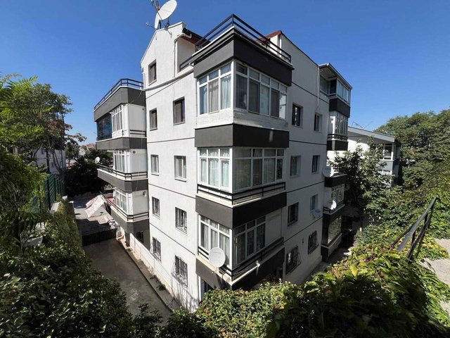 ÇANKAYA AŞIKPAŞA MH. 3+1 , 140 M2 YALITIMLI , KAPALI OTOPARKLI TERTEMİZ DAIRE