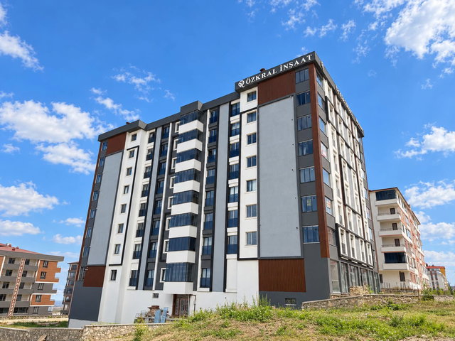 REMAX İLKE'DEN HİLALKENT'TE 3+1 KİRALIK DAİRE