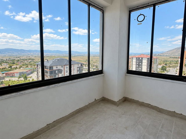 REMAX İLKE'DEN HİLALKENT'TE 3+1 KİRALIK DAİRE
