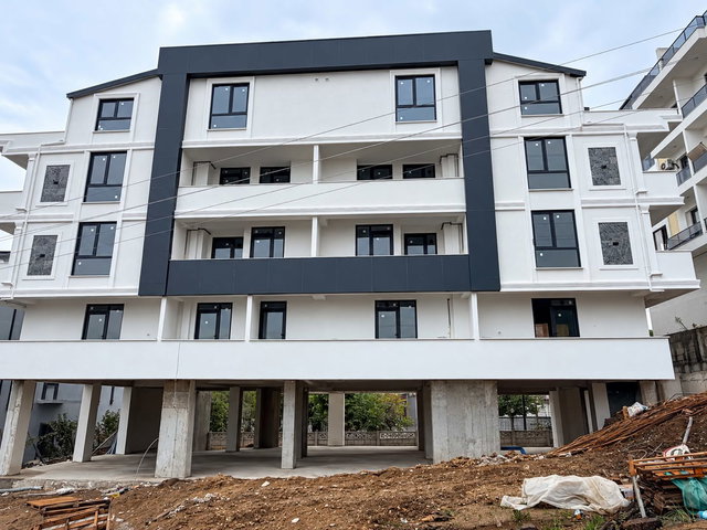 REMAX MYRADAN BAŞİSKELDE FIRSAT CADDE ÜSTÜ 2+1 DAİRE