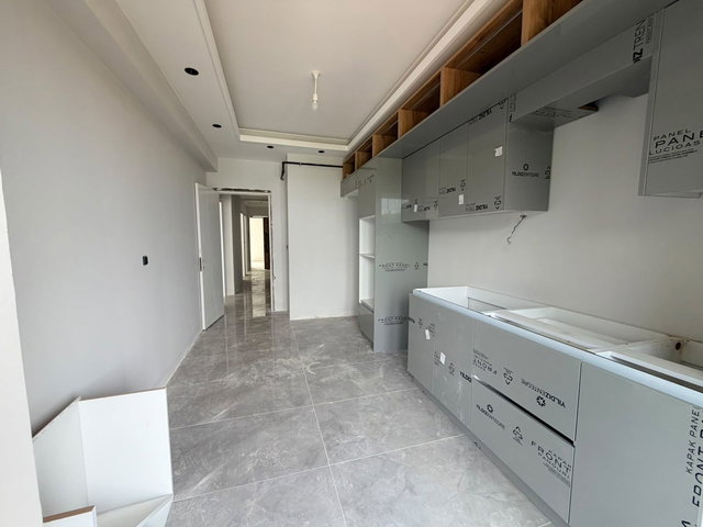 REMAX MYRADAN BAŞİSKELDE FIRSAT CADDE ÜSTÜ 2+1 DAİRE