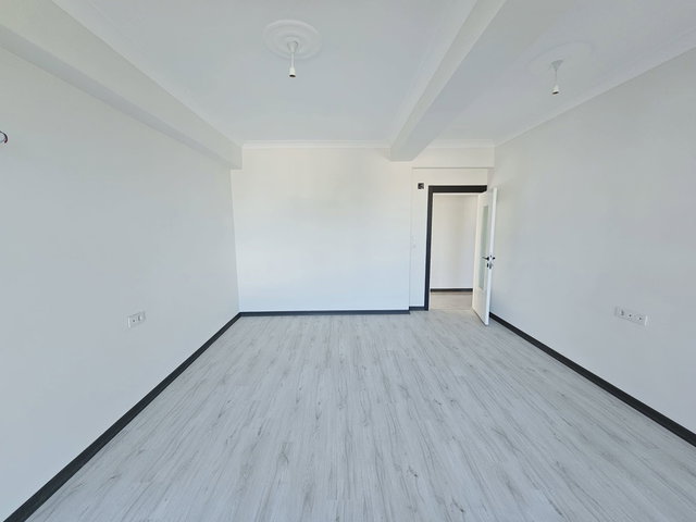 REMAX MYRADAN KİRALIK GENİŞ KULLANIŞLI 2+1 ARAKAT DAİRE