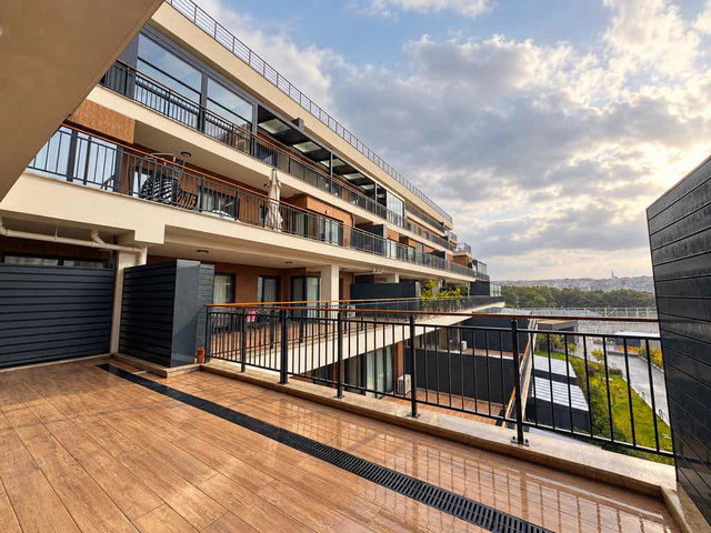 NARLI BAHÇE KONUTLARINDA SATILIK 2+1 TERASLI DAİRE 137 M²