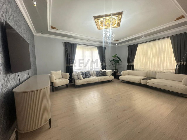 RE/MAX LACİVERT'TEN DADAŞKENT'TE SATILIK 5+1 VİLLA