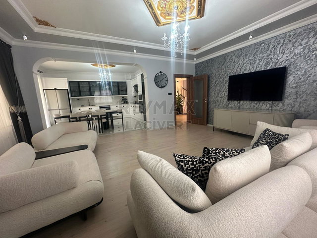 RE/MAX LACİVERT'TEN DADAŞKENT'TE SATILIK 5+1 VİLLA