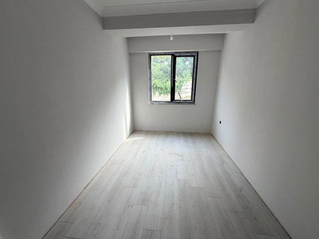 REMAX MYRADAN BAŞİSKELE TINAZTEPE CD. 3+1 ARAKAT FIRSAT DAİRE