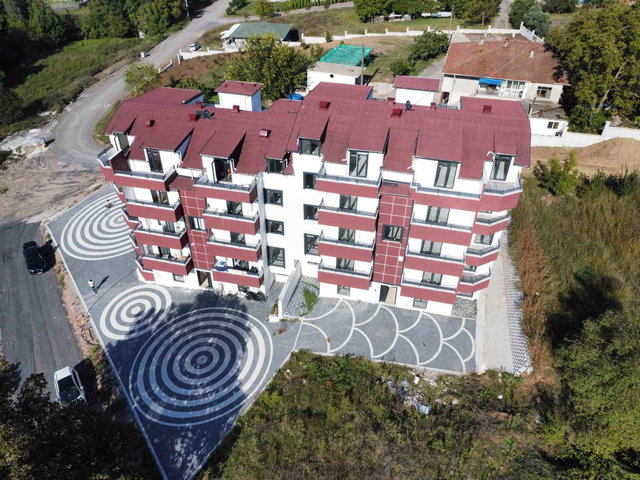 REMAX MYRADAN BAŞİSKELEDE ASANSÖRLÜ KİRALIK 4+1 TERASLI DAİRE
