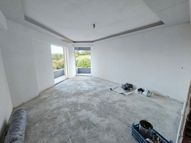 REMAX MYRADAN BAŞİSKELEDE SATILIK ARAKAT 1+1 DAİRE MERKEZİ KONUM