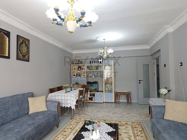 REMAX LACİVERT'TEN ABD.GAZI NALBANTOĞLU'NDA SATILIK 3+1 DAİRE