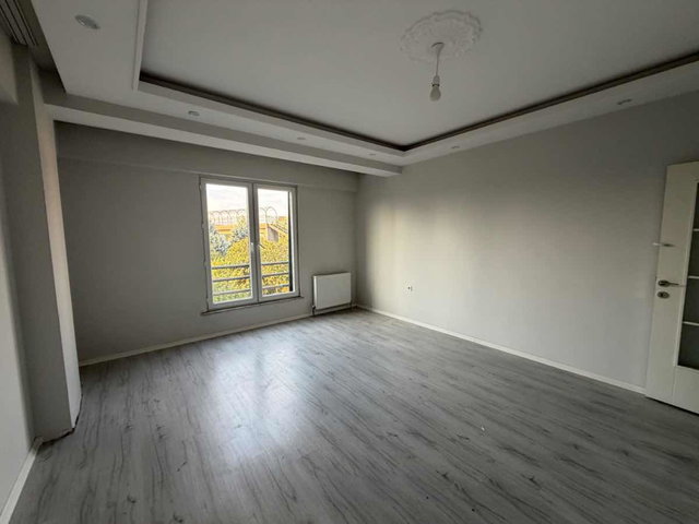 İZMİT ÇARŞI DA KADIKÖY MH 2+1 KİRALIK DAİRE