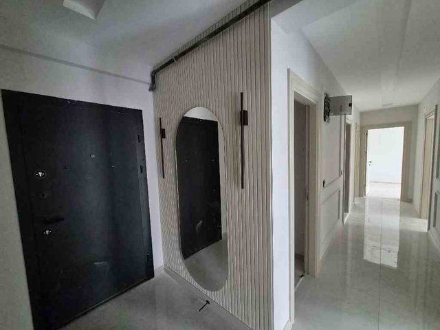 RE/MAX KUZEY’DEN | KIŞLA MAHALLESİ’NDE CADDE ÜZERİNDE | SIFIR ULTRA LÜKS 3+1 DAİRE KİRALIK