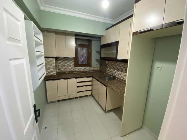 ANA CADDEYE YAKIN 2+1 KİRALIK DAİRE