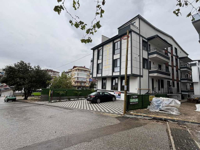 GÖLCÜK’TE SIFIR 2+1 KİRALIK DAİRE | YERDEN ISITMA, BALKON, GÜNEY-BATI CEPHE