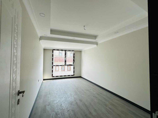 BAHÇELİEVLER HÜRRİYET MAHALLESİNDE METROYA YÜRÜME MESAFESİNDE SATILIK DAİRE