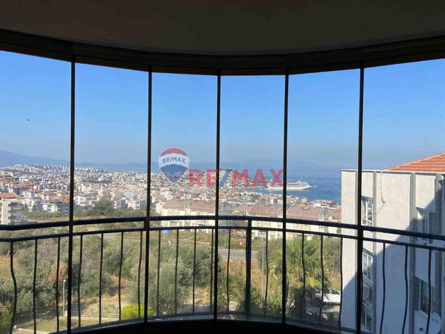 EGE MAHALLESİNDE DENİZ MANZARALI ARA KAT KİRALIK DAİRE