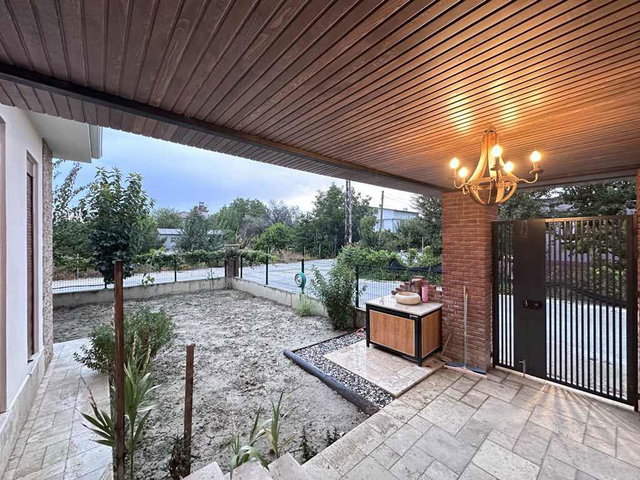 LÜXS ÖZENLE İNŞA EDİLMİŞ SATILIK VİLLA