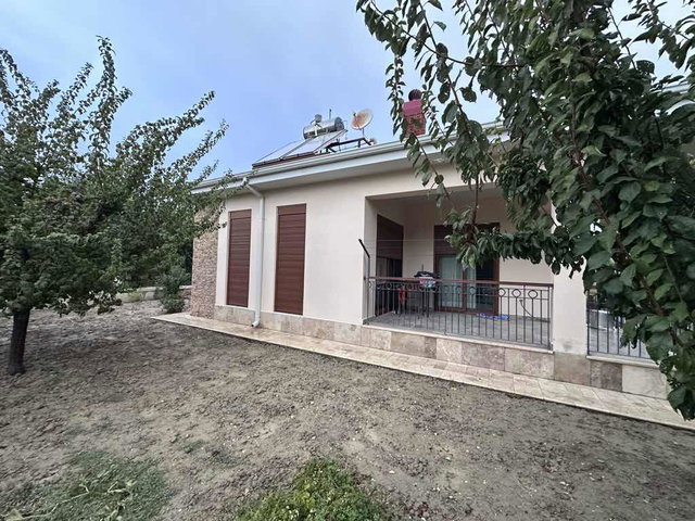 LÜXS ÖZENLE İNŞA EDİLMİŞ SATILIK VİLLA