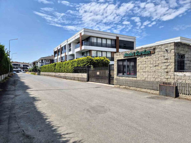 REMAX DESIGN SERDİVANIN MERKEZİNDE GENİŞ 3+1 SİTE İÇİ LÜKS DAİRE