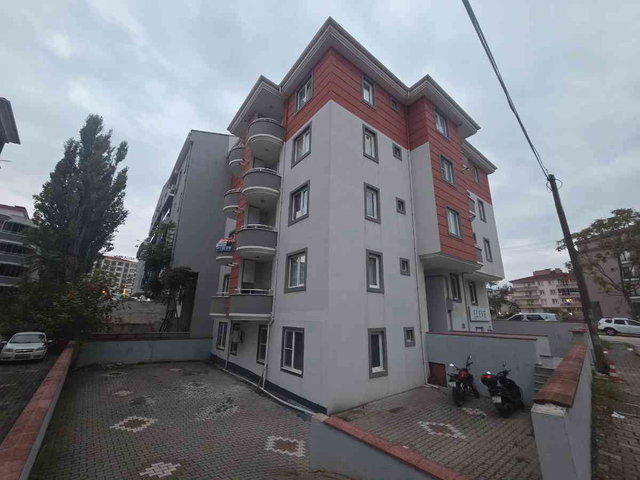 REMAX YAZ'DAN PLEVNE MAH. SAVAŞTEPE CAD. ÇAĞLAR SK KİRALIK DAİRE
