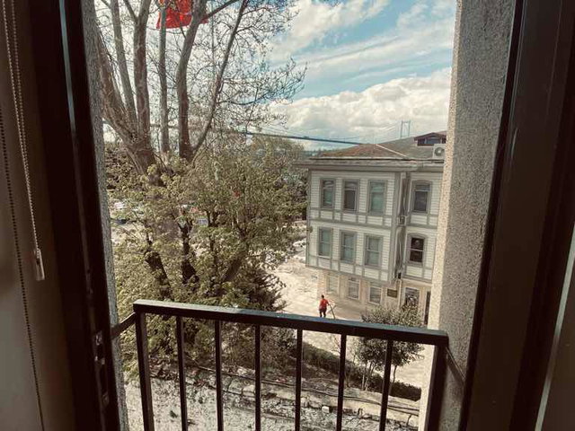 REMAXASHİLL, BEYLERBEYİ SAHİL,EŞYALI,DENİZ MANZARALI 2+1 DAİRE