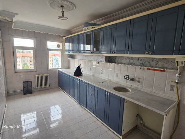 REMAX İLKE'DEN YILDIZKENT'TE 3+1 SATILIK DAİRE