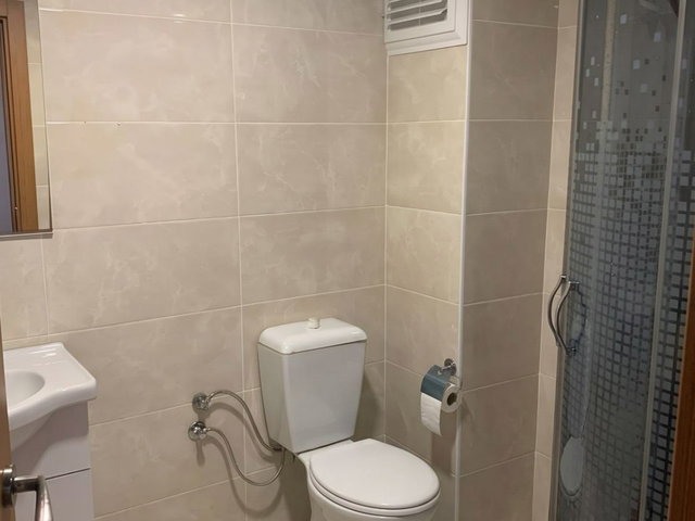 REMAX TOPRAK ESENYURT KIRAÇ SATILIK 2+1 ARA KAT MERKEZİ TEMİZ DAİRE