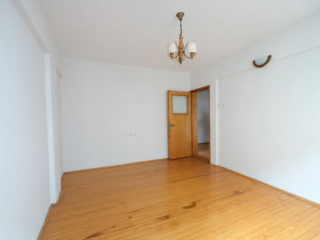 REMAX ADVANTAGE'DEN YIĞITLER 2+1 KIRALIK DAIRE