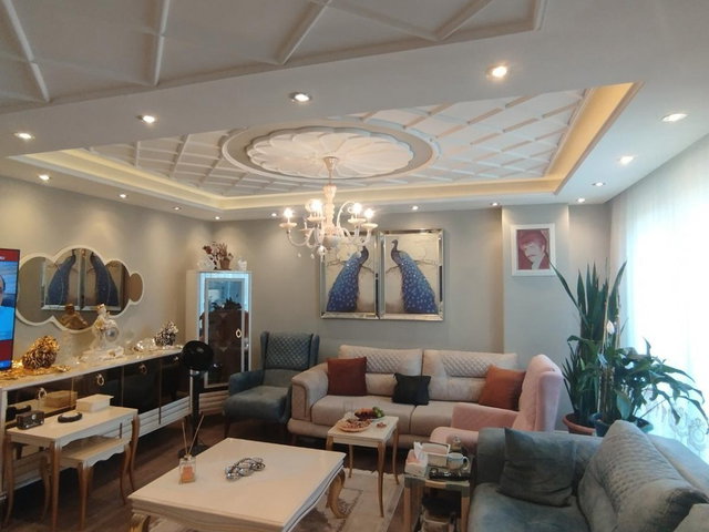 SARIYER FERAHEVLER'DE ÇİFT BANYOLU 2+1 SATILIK DAİRE