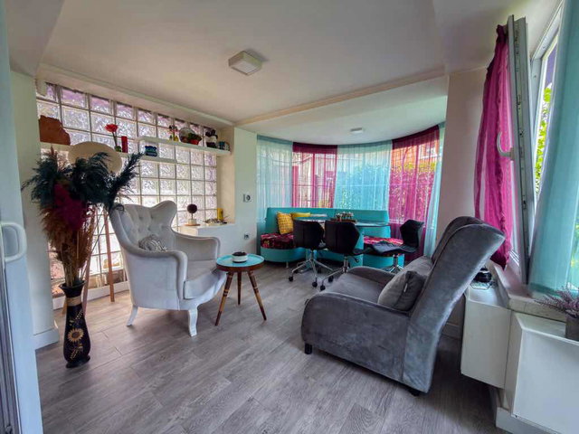 ÇAYYOLU KORU MAHALLESI’NDE ŞEÇKINLER SİTESİNDE SATILIK KÖŞE VILLA