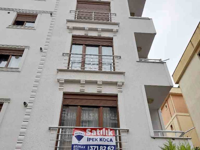 MALTEPE FEYZULLAH CADDESİ YAKININDA2+1 SATILIK DAIRE
