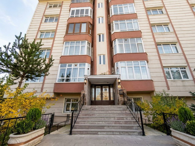 REMAX İLKE'DEN YILDIZKENT'TE 3+1 KİRALIK EŞYALI DAİRE