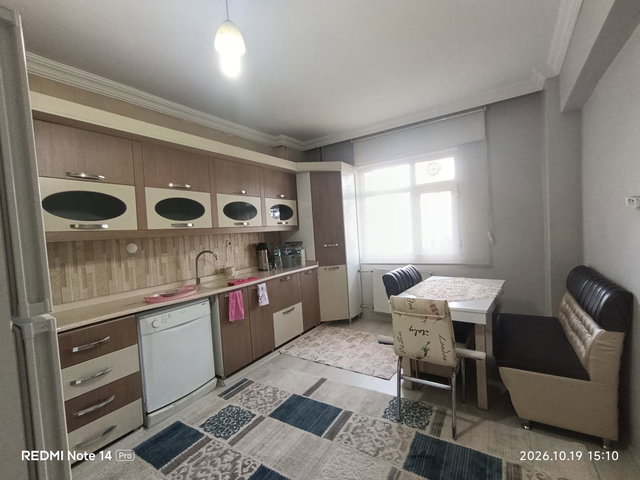 REMAX İLKE'DEN YILDIZKENT'TE 3+1 KİRALIK EŞYALI DAİRE