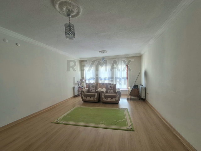 RE/MAX LACİVERT'TEN A.GAZİ TOKİ'DE BORÇSUZ SATILIK 3+1 DAİRE